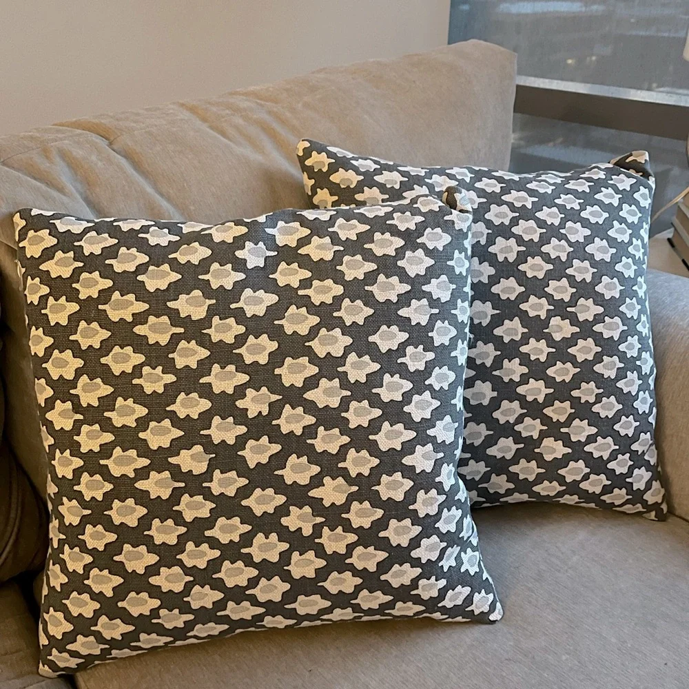 Room & Board | Set of 2 Valenta Throw Pillow | 18x18 | Navy - Picture 1 of 4